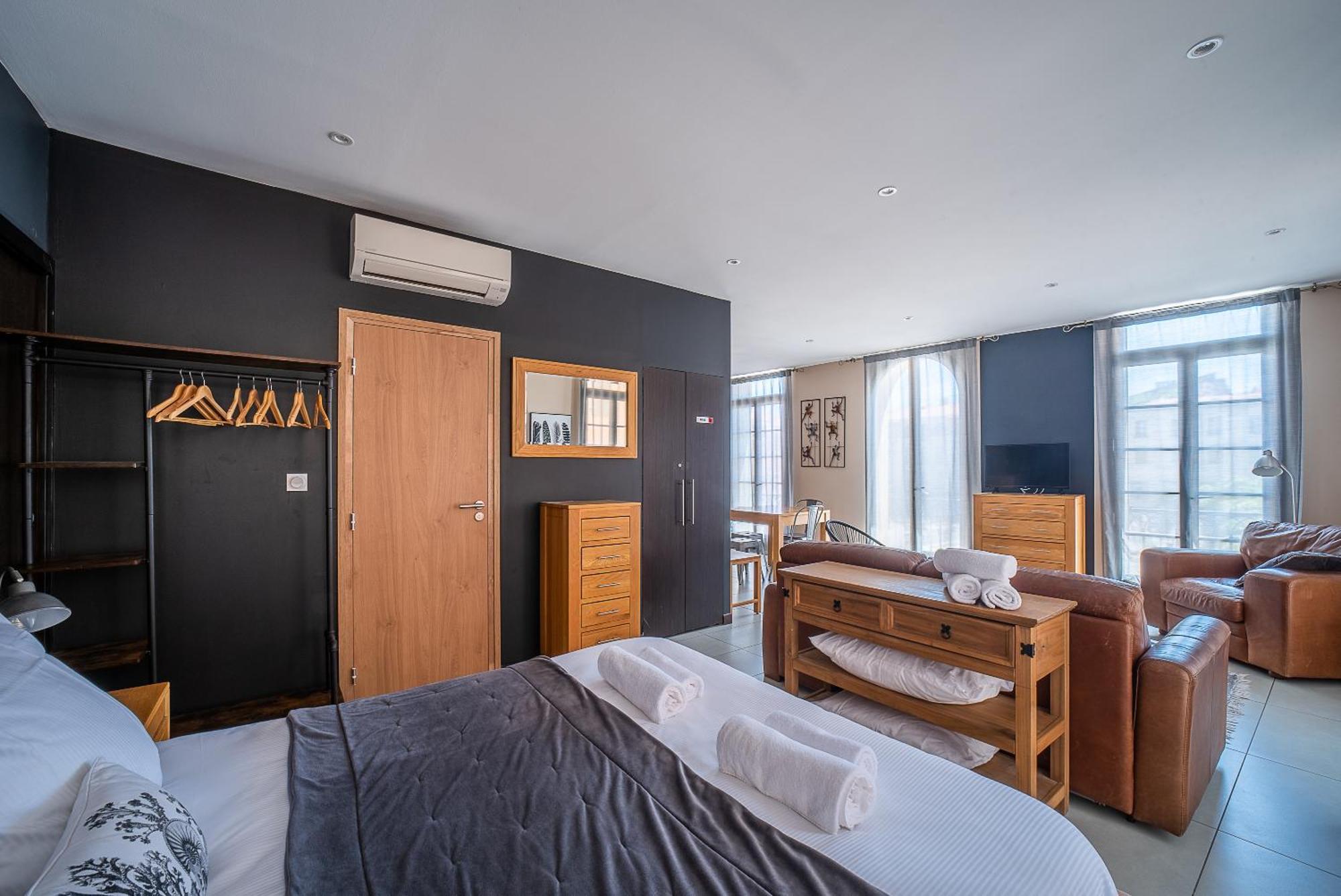 Suites Coronell D'En Vila Perpinhã Exterior foto
